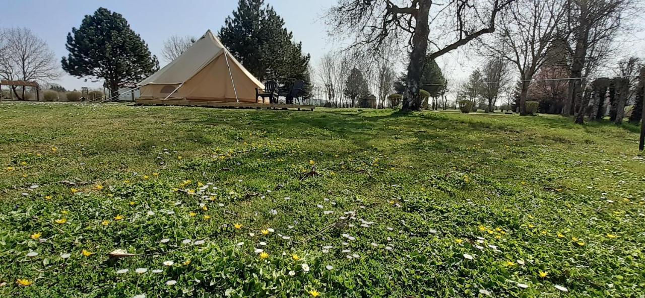 Tente Bell au camping Hautoreille Bannes (Haute-Marne) Exterior foto